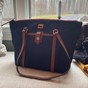 Dooney & Bourke Purse
